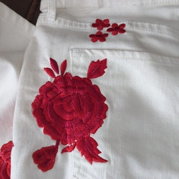 Banana Republic Wide Leg Embroidered Jeans - Picture 7 of 12